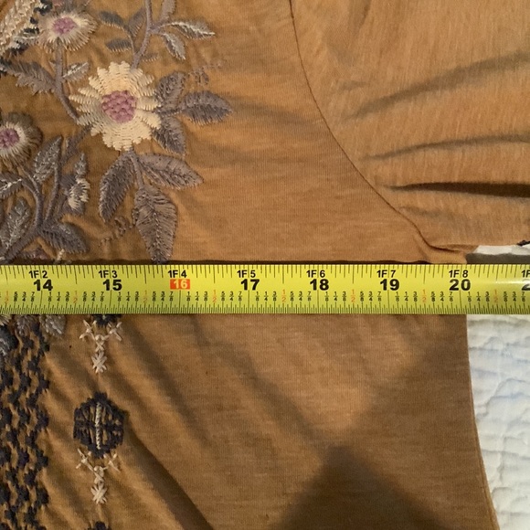 Johnny Was embroidered top - Picture 12 of 14